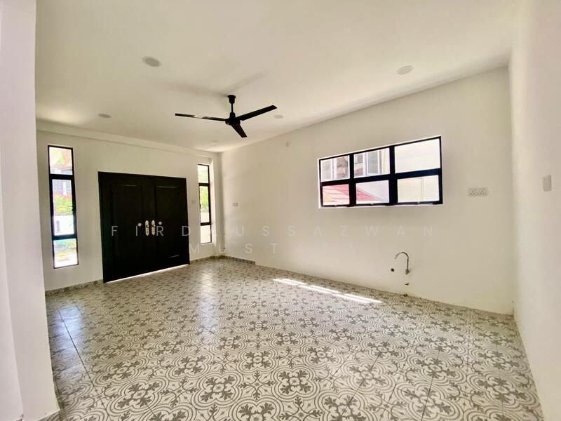 Semi-Detached House for Sale in Taman Koperasi Cuepacs (Cheras) - Firdaussazwan Mustafa - Living Room - PropertyGuru.com.my