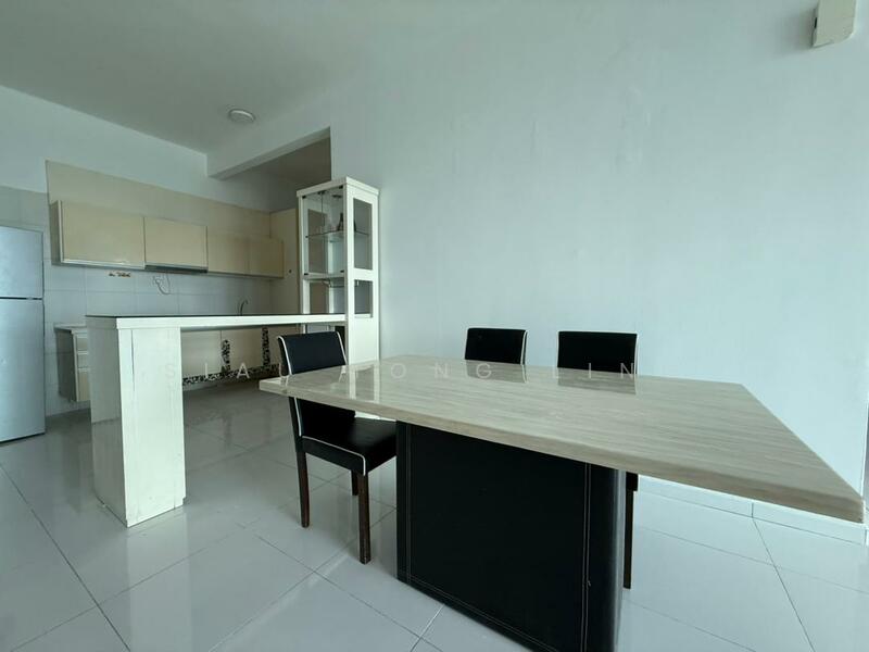 Service Residence for Sale at Sky Loft Premium Suites - Siau Tong Ling - Kitchen - PropertyGuru.com.my