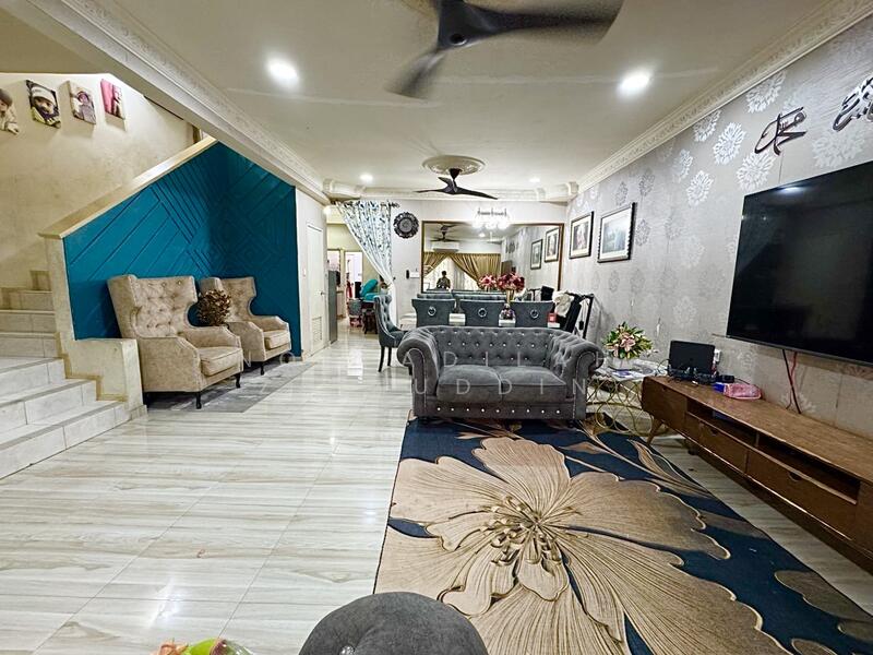 2-storey Terraced House for Sale in Shah Alam (Selangor) - NORFADILAH ZAINUDDIN - Living Room - PropertyGuru.com.my