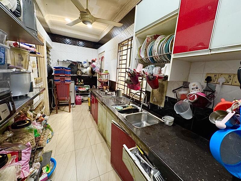 2-storey Terraced House for Sale in Shah Alam (Selangor) - NORFADILAH ZAINUDDIN - Kitchen - PropertyGuru.com.my