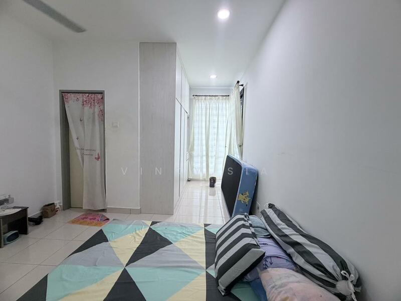 2-storey Terraced House for Sale in Taman Austin Duta (Tebrau) - Vincy Sia - Bedroom - PropertyGuru.com.my