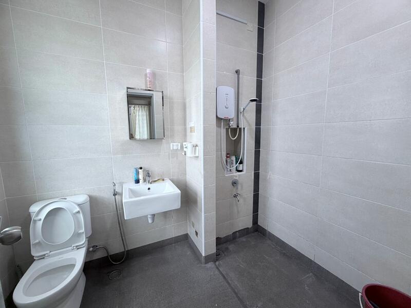 2-storey Terraced House for Sale in Taman Austin Duta (Tebrau) - Vincy Sia - Bathroom - PropertyGuru.com.my