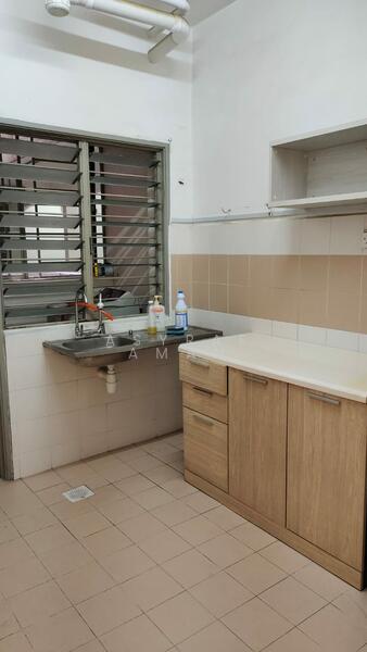Condominium for Rent at Residensi Laguna (Sunway Belvedere) - Asyraf Aman - Kitchen - PropertyGuru.com.my