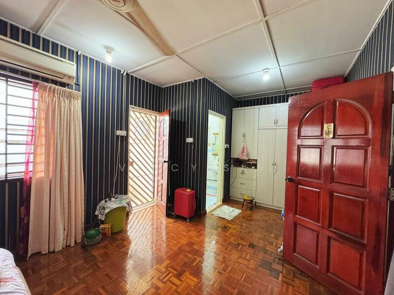 2-storey Terraced House for Sale in Taman Bukit Tiram (Ulu Tiram) - Vincy Sia - Bedroom - PropertyGuru.com.my