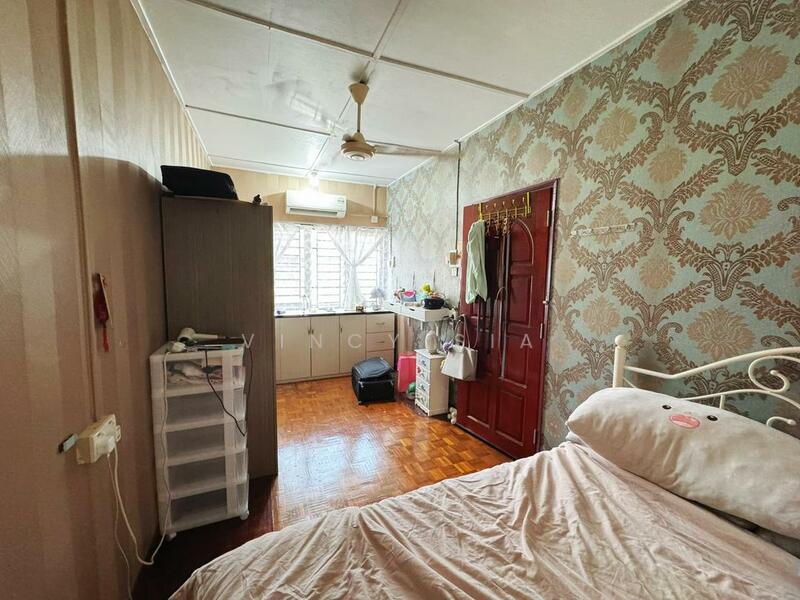 2-storey Terraced House for Sale in Taman Bukit Tiram (Ulu Tiram) - Vincy Sia - Bedroom - PropertyGuru.com.my