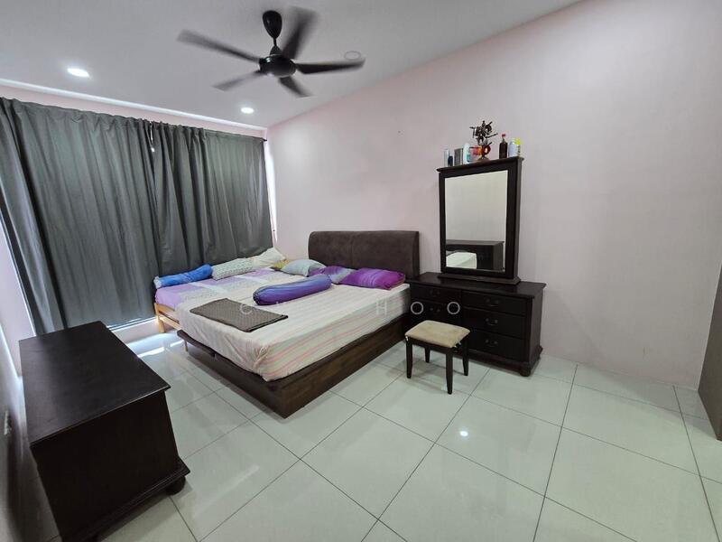 Service Residence for Sale at 8Scape Residence @ Sutera - CW Khoo - Bedroom - PropertyGuru.com.my