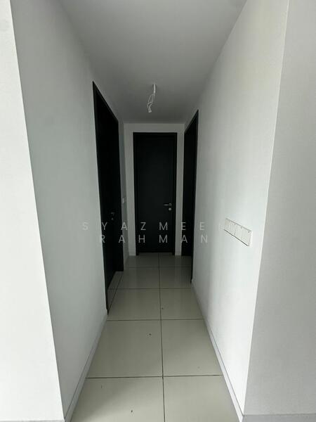 Condominium for Rent at The Valley Residences @ SkySierra - Syazmeen Rahman - Corridor - PropertyGuru.com.my