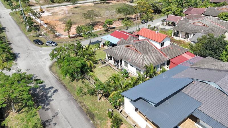 Semi-Detached House for Sale in Dengkil (Selangor) - Azman Ahmad - Exterior - PropertyGuru.com.my