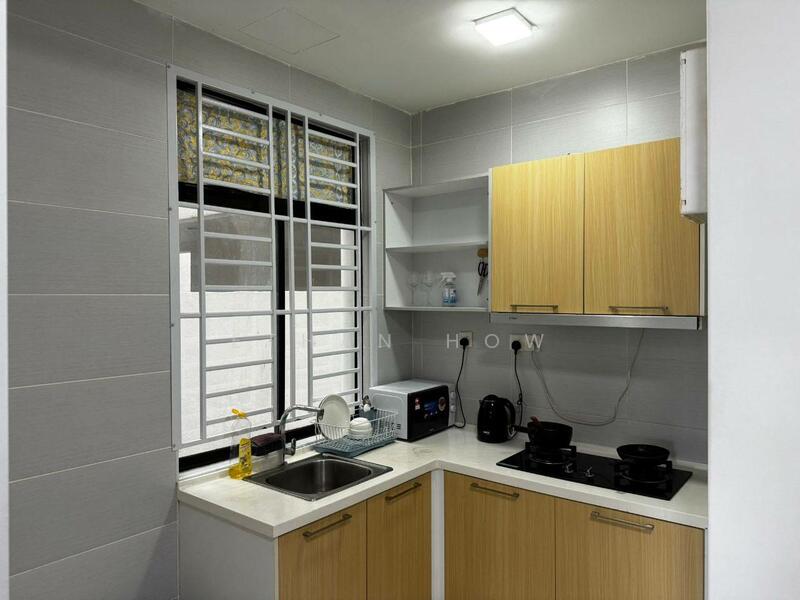 The Platino Serviced Apartment untuk Untuk Disewa - RM 1,800 /bulan, Feb 2026 - Kitchen - PropertyGuru.com.my