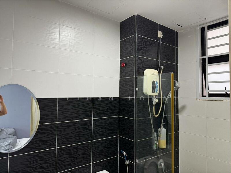 The Platino Serviced Apartment untuk Untuk Disewa - RM 1,800 /bulan, Feb 2026 - Bathroom - PropertyGuru.com.my
