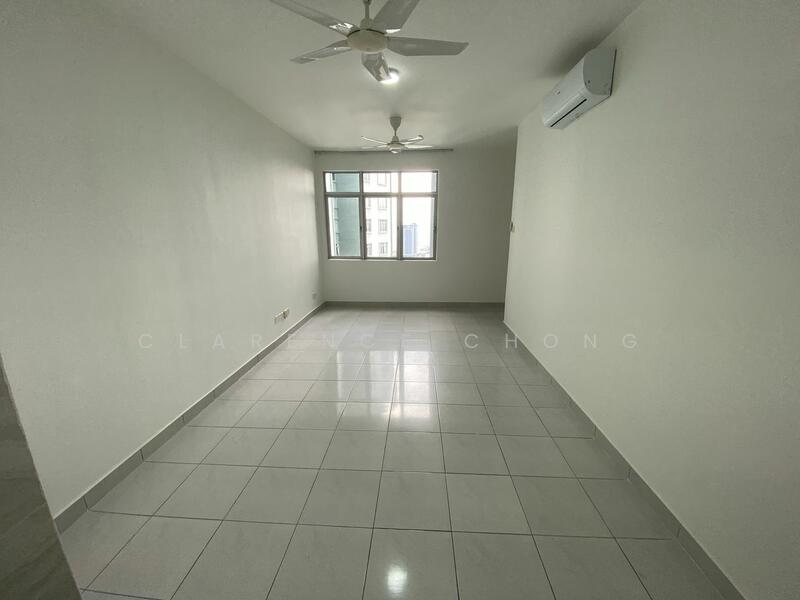 Impiana Sky Residensi untuk Untuk Disewa - RM 1,800 /bulan, Feb 2026 - Living Room - PropertyGuru.com.my