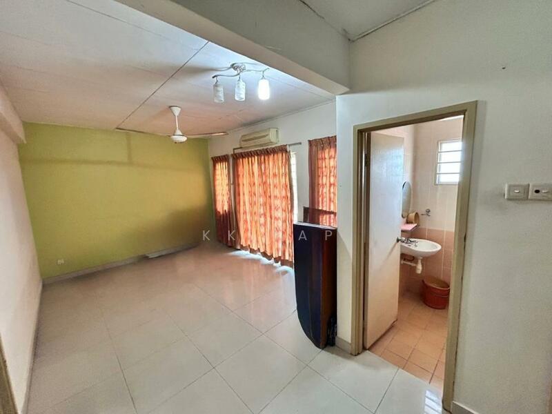 PU1 untuk Untuk Dijual - RM 750,000, Feb 2026 - Living Room - PropertyGuru.com.my