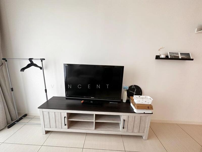 Condominium for Rent at Queens Residences Q2 @ Queens Waterfront - Vincent Tan - Living Room - PropertyGuru.com.my