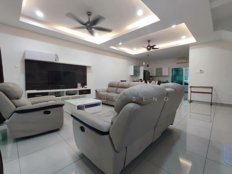2-storey Terraced House for Sale in Bandar Baru Sri Klebang (Chemor) - Marcus Seng - Living Room - PropertyGuru.com.my