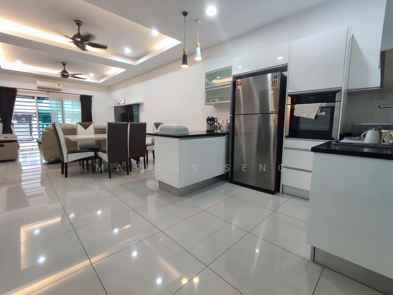 2-storey Terraced House for Sale in Bandar Baru Sri Klebang (Chemor) - Marcus Seng - Kitchen - PropertyGuru.com.my