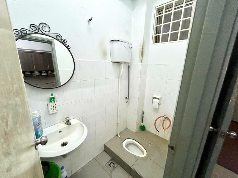 Seksyen 32 untuk Untuk Dijual - RM 690,000, Mac 2026 - PropertyGuru.com.my