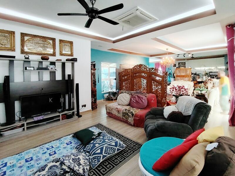 Ayer Pa'abas untuk Untuk Dijual - RM 670,000, Apr 2026 - Living Room - PropertyGuru.com.my