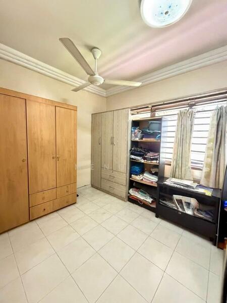 For Sale - Tampoi Tampoi Tampois