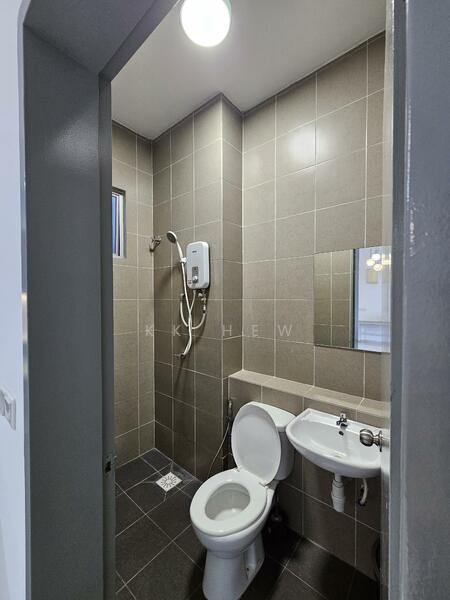 Apartment for Rent at Idaman Abadi - KK HEW - Bathroom - PropertyGuru.com.my