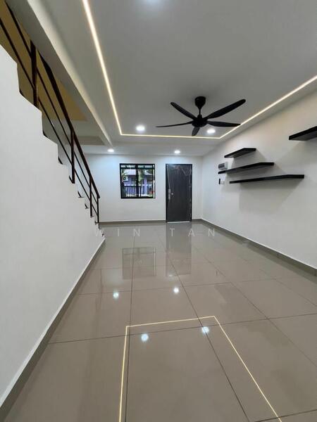 2-storey Terraced House for Rent in Johor Bahru (Johor) - Win Tan - Living Room - PropertyGuru.com.my