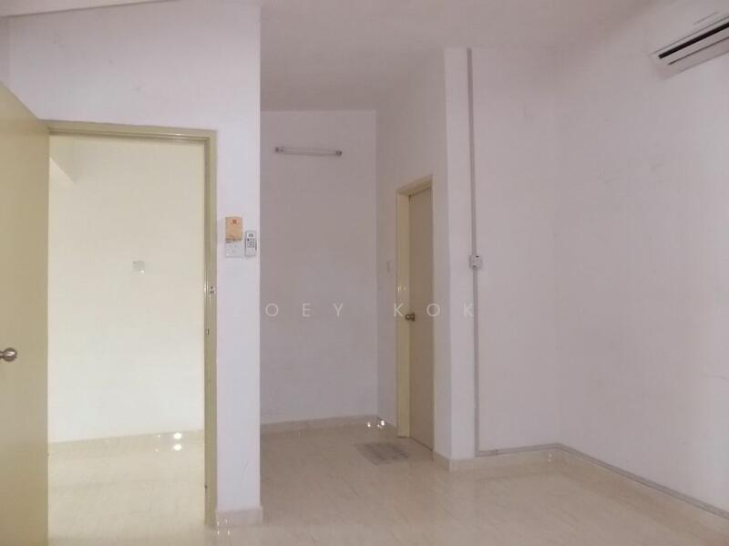 1.5-storey Terraced House for Sale in Taman Setia Indah (Tebrau) - Zoey Kok - Interior - PropertyGuru.com.my