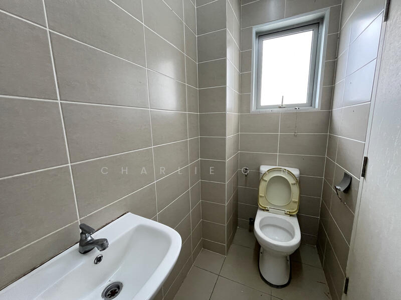 Terraced House for Sale in Bandar Saujana Putra (Tanjong Duabelas) - Charlie Gan - PropertyGuru.com.my