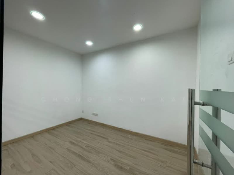 Office for Rent in Bandar Puteri Puchong (Puchong) - Chong Shun Kae - Interior - PropertyGuru.com.my