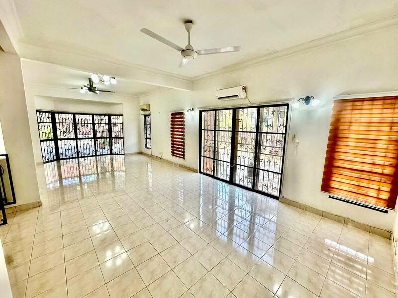 Precinct 16 untuk Untuk Dijual - RM 1,290,000, Mac 2026 - Living Room - PropertyGuru.com.my