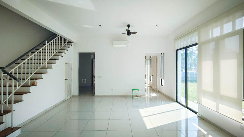 Cluster House for Rent in Eco Majestic (Semenyih) - Dann Ng - Living Room - PropertyGuru.com.my