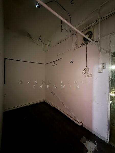 Shop for Rent in Taman Sri Watan (Ampang) - Dante Leong Zhenwen - Interior - PropertyGuru.com.my