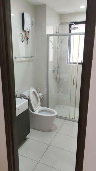 Condominium for Rent at Bay Laurel @ Country Garden Danga Bay - Anson Hiong - Bathroom - PropertyGuru.com.my