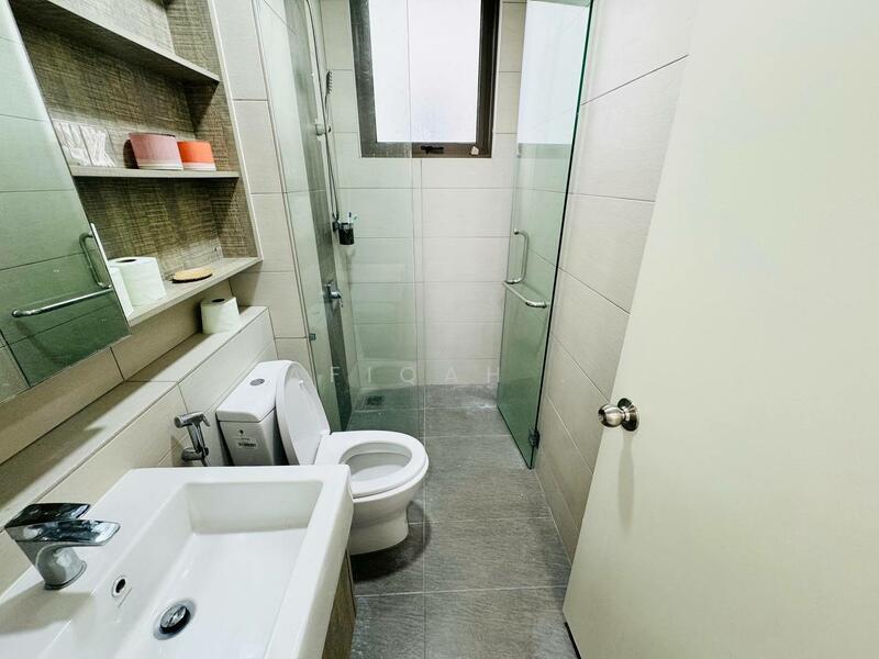 Condominium for Sale at Lake Point Residence - Afiqah . - Bathroom - PropertyGuru.com.my