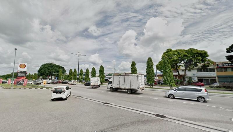 Shop for Rent in Taman Universiti (Skudai) - APRILIA CHAYADI - Exterior - PropertyGuru.com.my