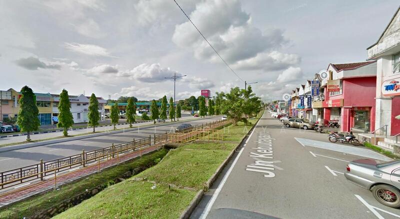 Shop for Rent in Taman Universiti (Skudai) - APRILIA CHAYADI - Exterior - PropertyGuru.com.my