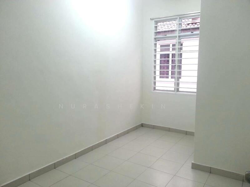 2-storey Terraced House for Sale in Taman Intan Baiduri (Sepang) - Nurashekin . - Interior - PropertyGuru.com.my