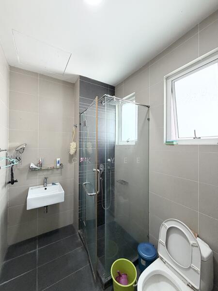 Bungalow for Sale in Kajang (Selangor) - CK Yee - Bathroom - PropertyGuru.com.my