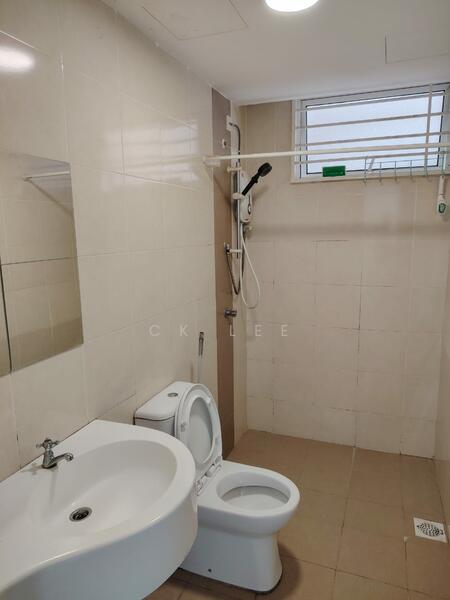 Condominium for Rent at EdgeWood Residences @ SkySanctuary - CK Lee - Bathroom - PropertyGuru.com.my