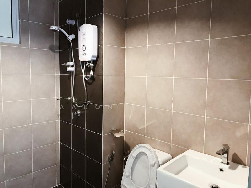 Service Residence for Sale at Aurora Residence @ Lake Side City - Aaron Chong - Bathroom - PropertyGuru.com.my