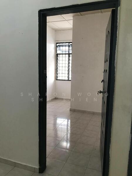 2-storey Terraced House for Sale in Taman Desa Cemerlang (Ulu Tiram) - Sharon Wong Shu Shien - Interior - PropertyGuru.com.my