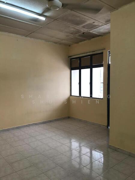 2-storey Terraced House for Sale in Taman Desa Cemerlang (Ulu Tiram) - Sharon Wong Shu Shien - Interior - PropertyGuru.com.my