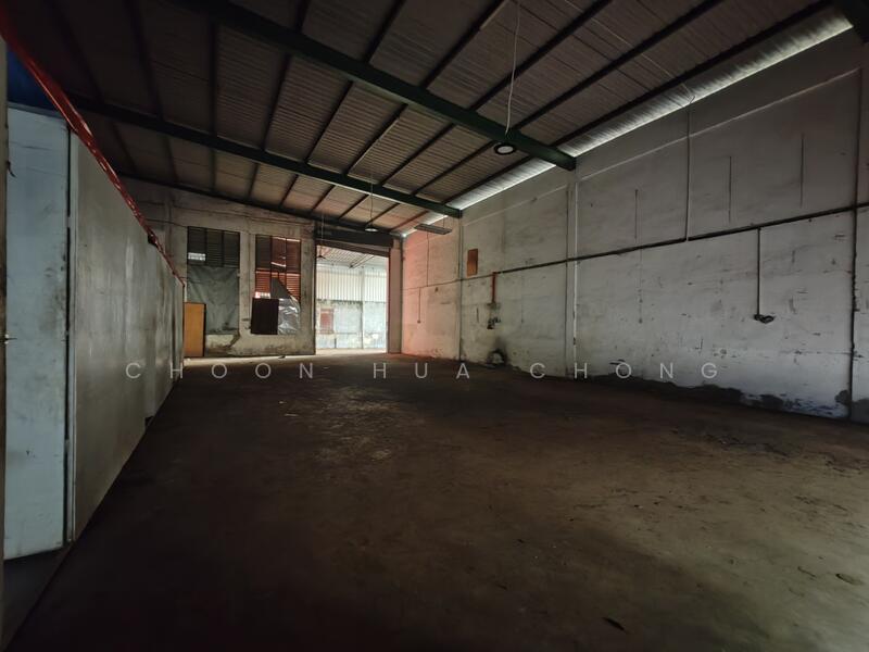 Semi-D Factory for Rent in Kawasan Perusahaan Nilai 3 (Nilai) - Choon Hua Chong - Interior - PropertyGuru.com.my