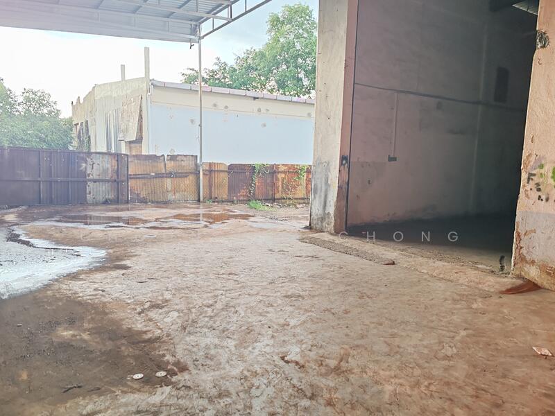 Semi-D Factory for Rent in Kawasan Perusahaan Nilai 3 (Nilai) - Choon Hua Chong - Exterior - PropertyGuru.com.my