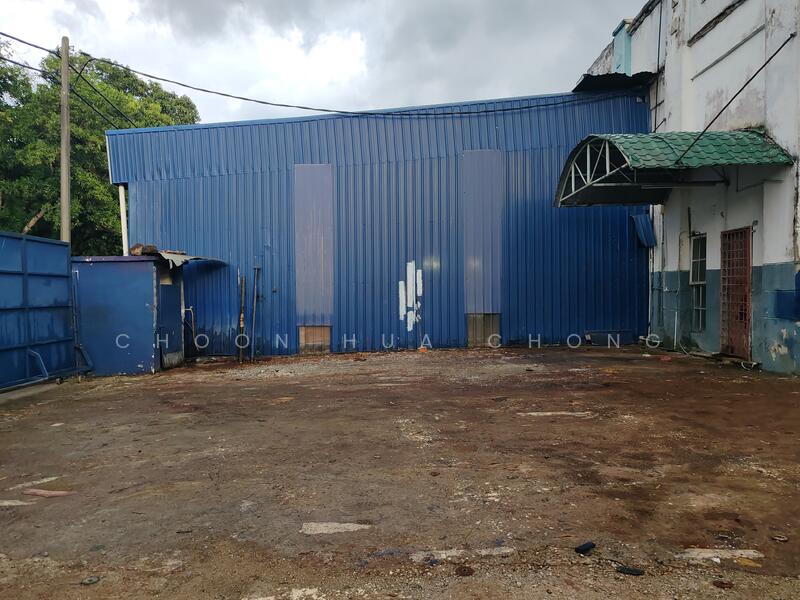 Semi-D Factory for Rent in Kawasan Perusahaan Nilai 3 (Nilai) - Choon Hua Chong - Exterior - PropertyGuru.com.my