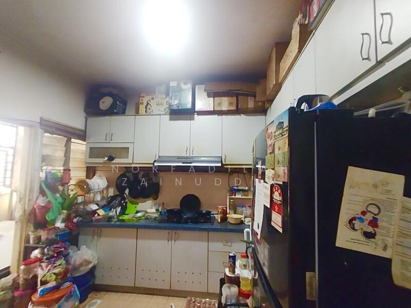 Terraced House for Sale in Sungai Buloh (Selangor) - NORFADILAH ZAINUDDIN - Kitchen - PropertyGuru.com.my