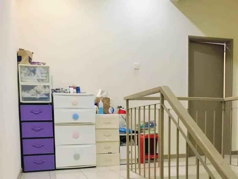 Townhouse for Sale in Bandar Bukit Puchong 2 (Puchong) - Lok Teh - Interior - PropertyGuru.com.my
