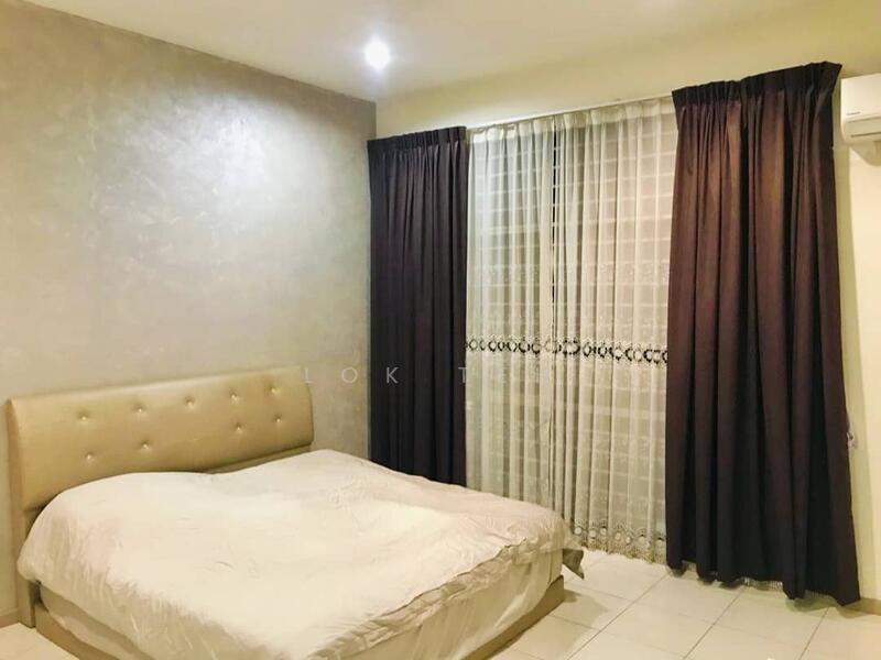 Townhouse for Sale in Bandar Bukit Puchong 2 (Puchong) - Lok Teh - Bedroom - PropertyGuru.com.my