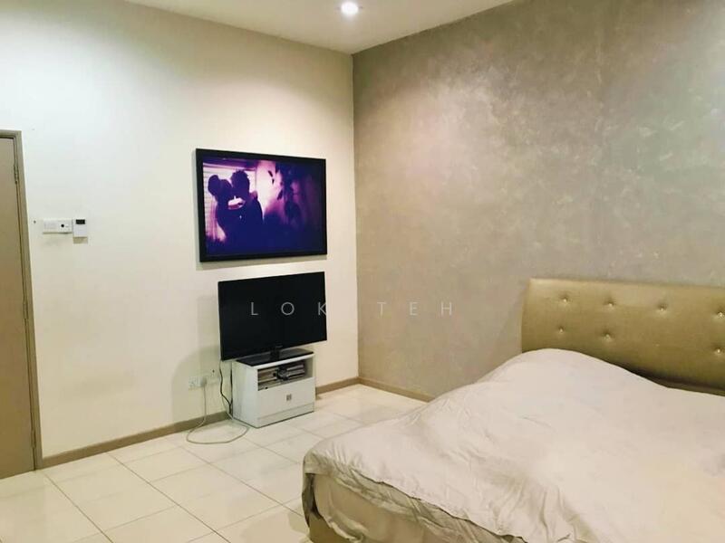 Townhouse for Sale in Bandar Bukit Puchong 2 (Puchong) - Lok Teh - Bedroom - PropertyGuru.com.my
