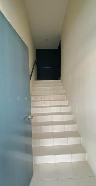Townhouse for Rent in Pekan Dengkil (Dengkil) - Carlos Ng - Corridor - PropertyGuru.com.my