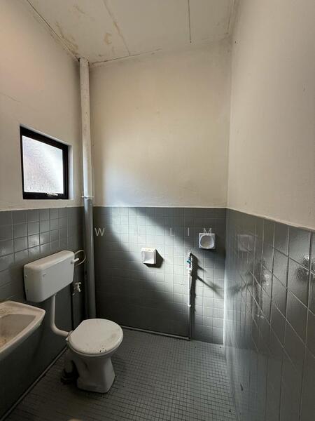 Taman Rinting untuk Untuk Dijual - RM 567,000, Feb 2026 - Bathroom - PropertyGuru.com.my