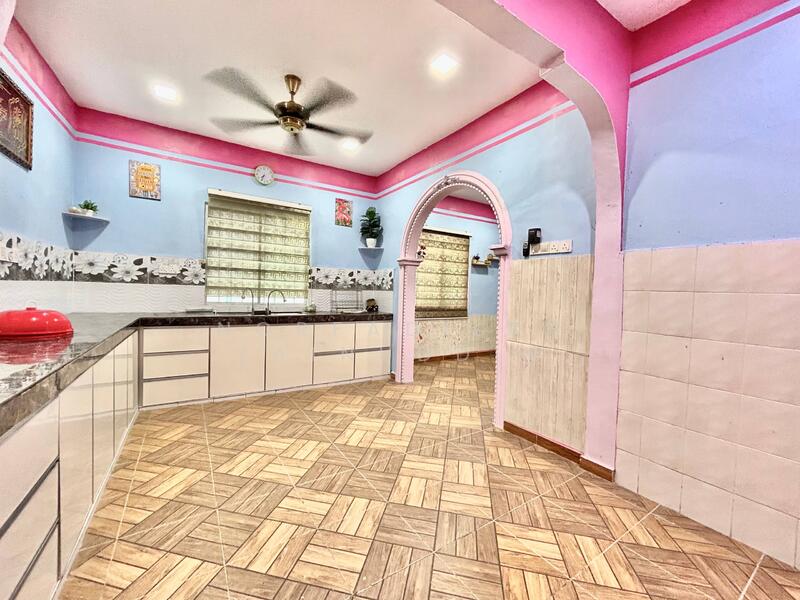 2-storey Terraced House for Sale in Puncak Alam (Selangor) - NORFADILAH ZAINUDDIN - Kitchen - PropertyGuru.com.my